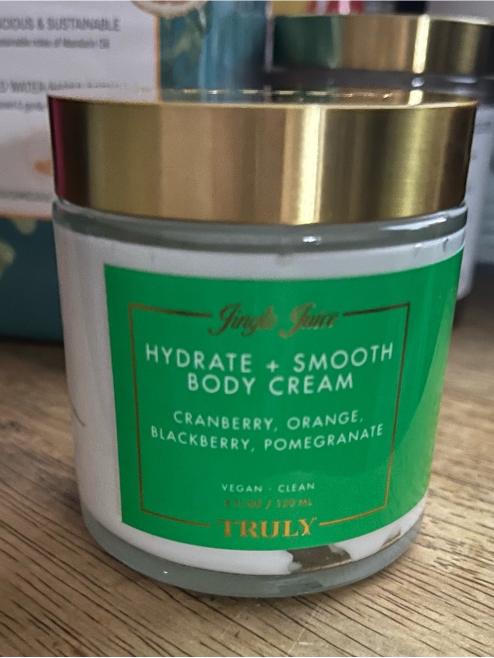TRULY Hydrate + Smooth Body Cream - Green & Gold